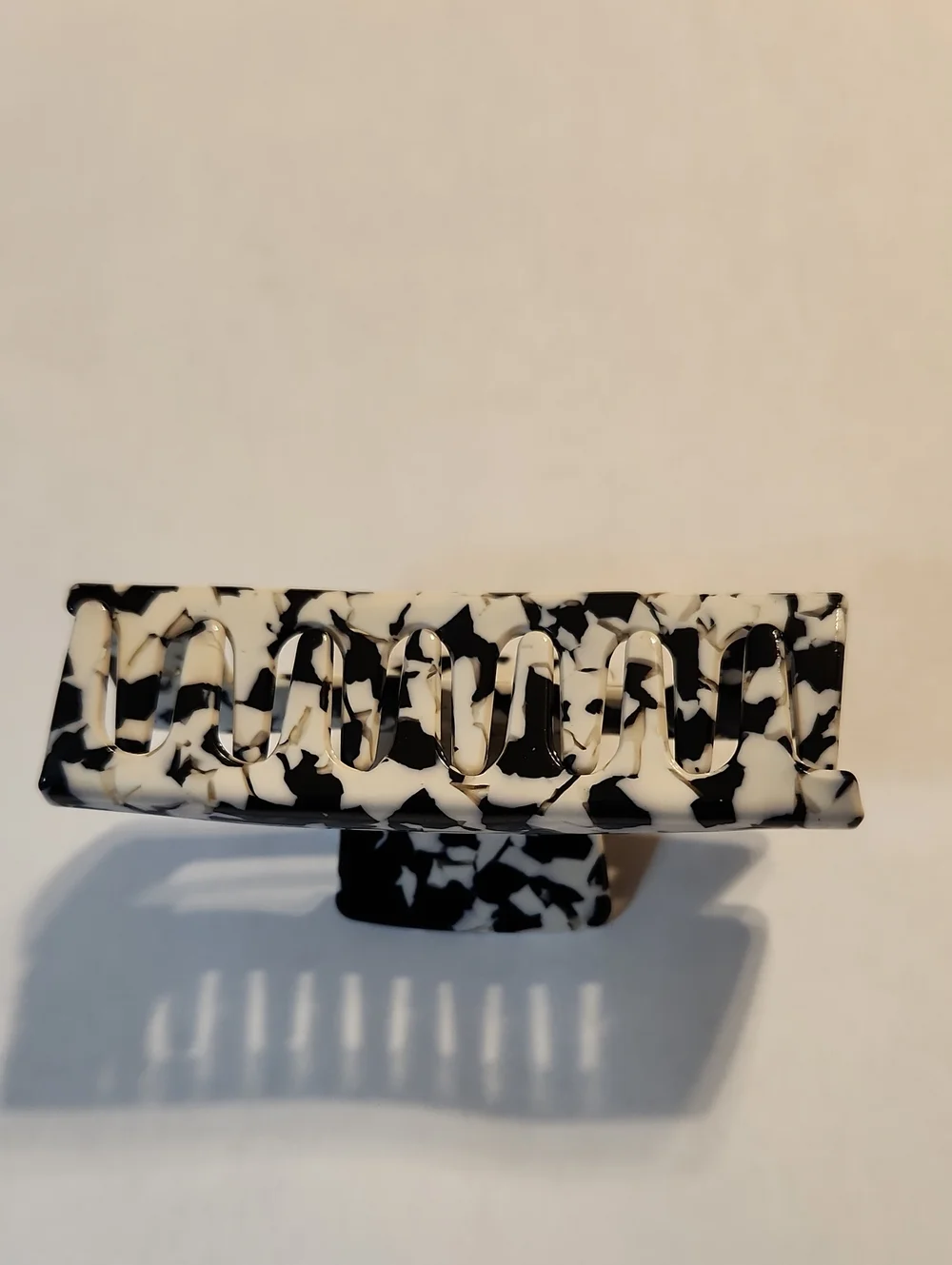 NWOT Acetate Hair Clip 4 inches